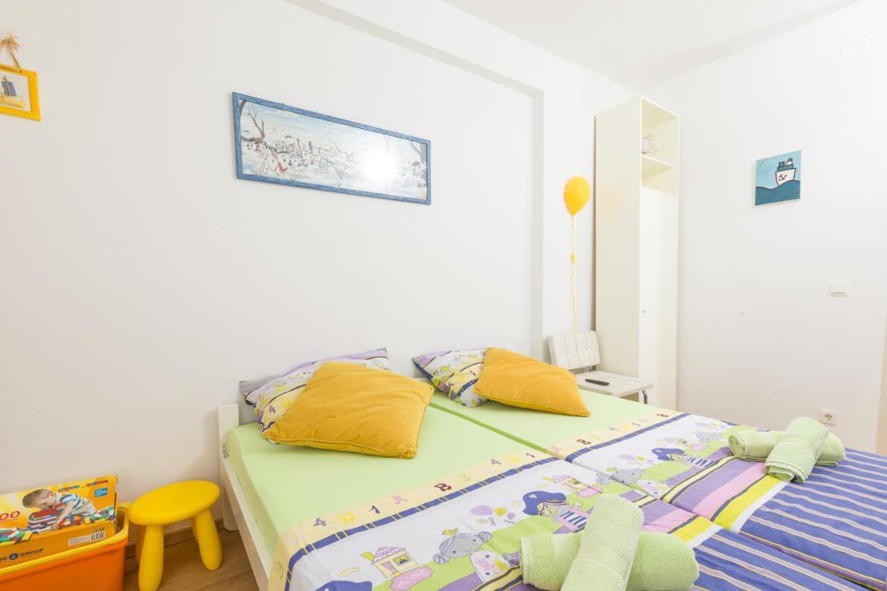 Apartments Dobronic Йелса Екстериор снимка