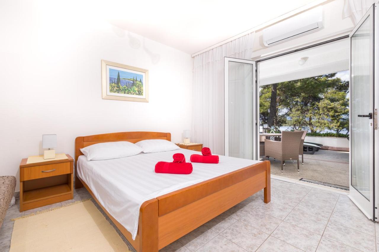 Apartments Dobronic Йелса Екстериор снимка