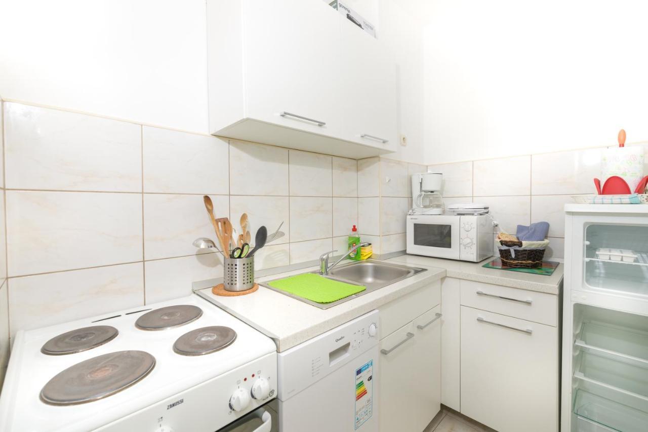 Apartments Dobronic Йелса Екстериор снимка